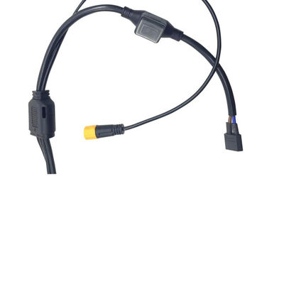 Conector de cable de autobloqueo de tipo Y impermeable IP67 con material de nylon PA66 para equipos de nueva energía
